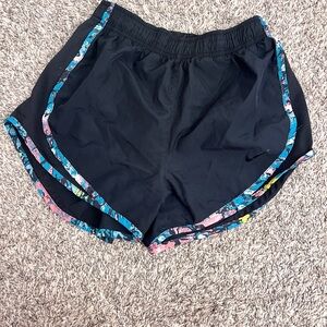 XS Nike shorts